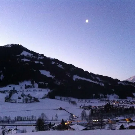 Haus Waldhof Lägenhet Brixen im Thale